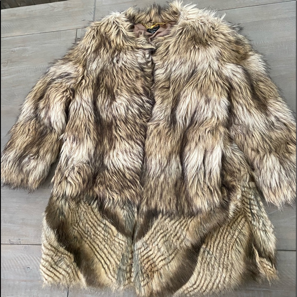 Bebe faux fur coat. Size M